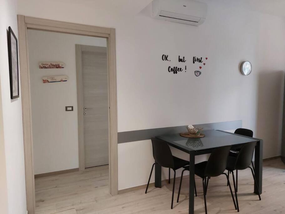 Titti'S House - Parcheggio Custodito In Garage Gratis Gênes Extérieur photo